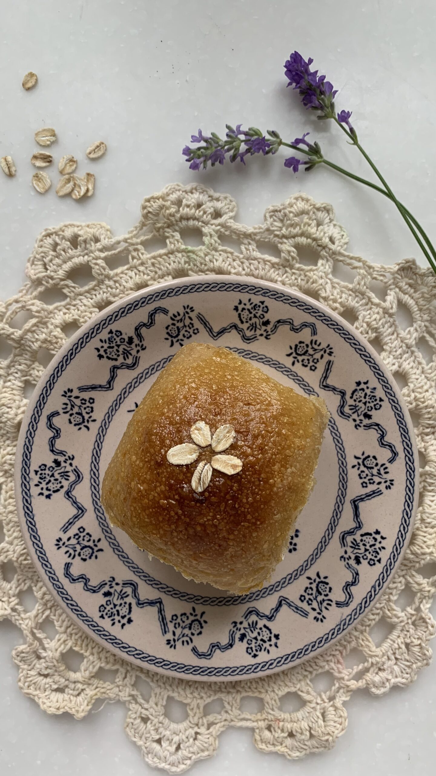 Sourdough Oat Molasses Soft Dinner Rolls